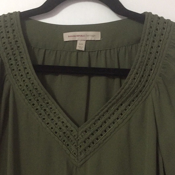 Banana Republic Heritage Blouse - Picture 3 of 10